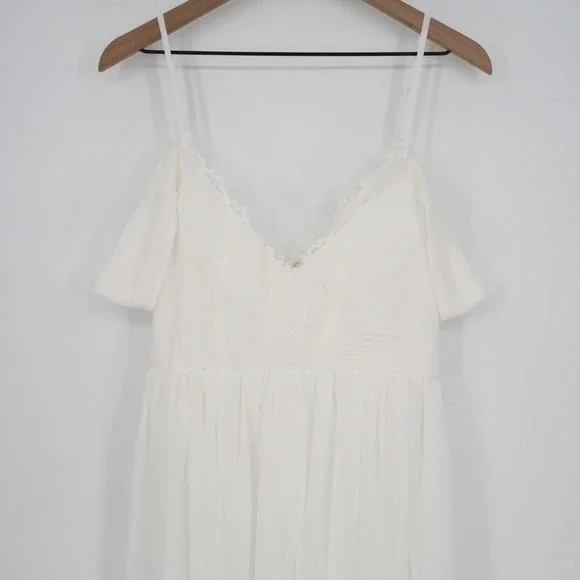 Lulus Marcelyn Maxi Dress Womens XL White Pleated V-Neck Cold-Shoulder Back Zip - Picture 4 of 9